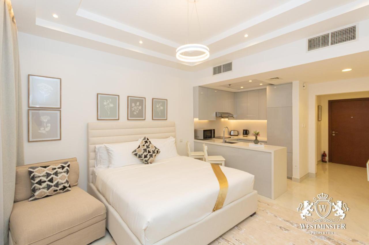 Appartamento Westminster Burj Al Nujoom Dubai Esterno foto