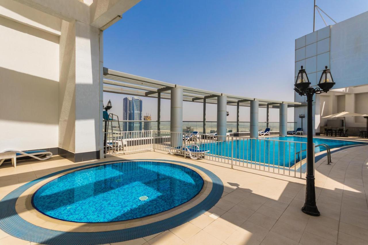 Appartamento Westminster Burj Al Nujoom Dubai Esterno foto