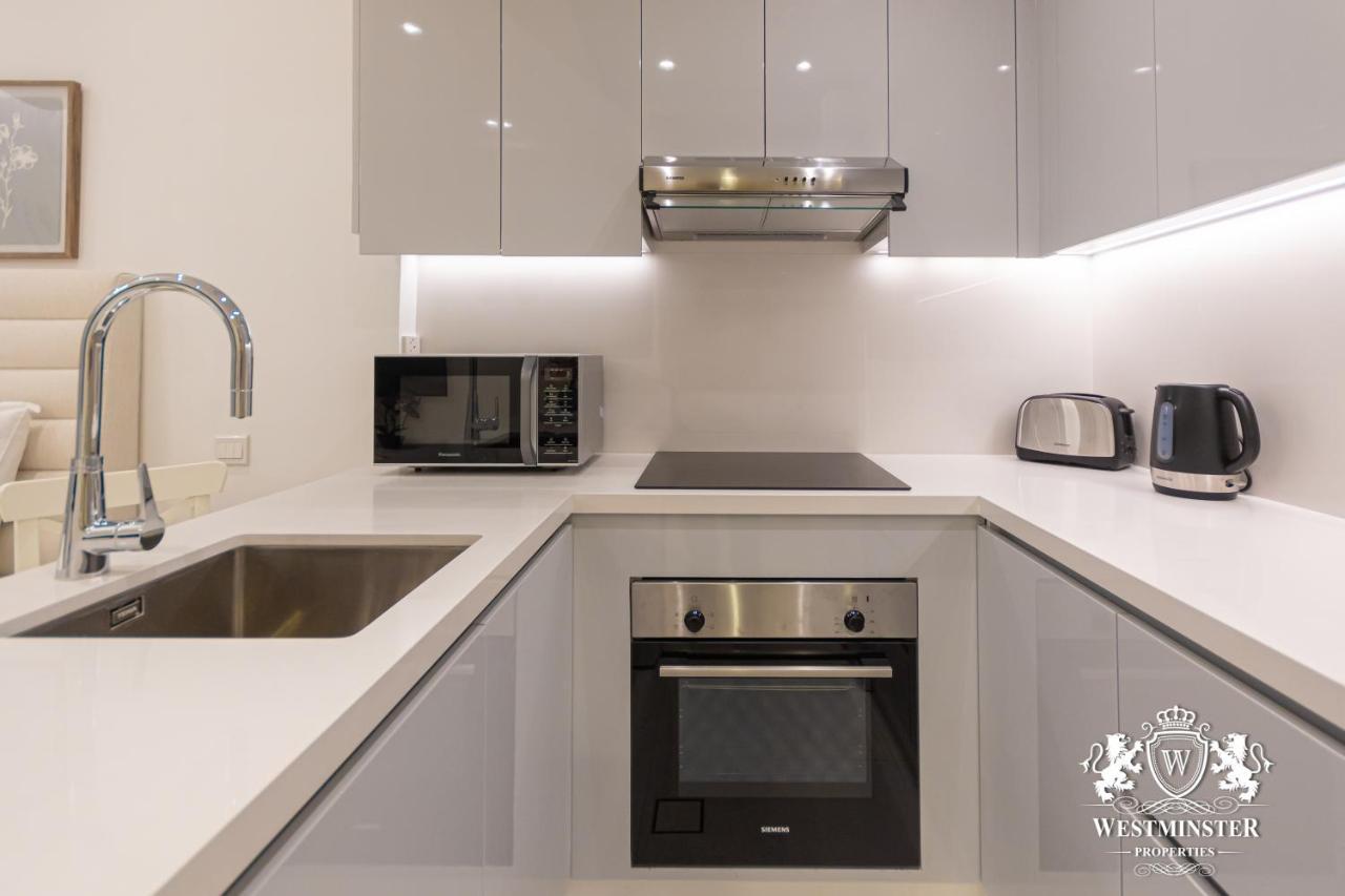 Appartamento Westminster Burj Al Nujoom Dubai Esterno foto